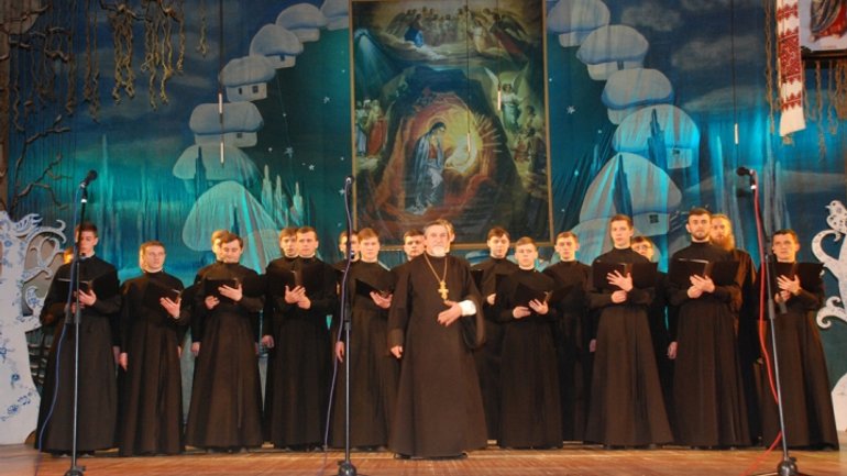 На Волині священики УПЦ (МП) зібрали для сиріт 250 тис. грн - фото 1