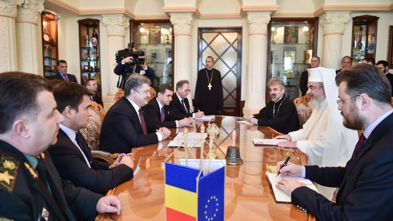 President: Divine service will be performed in Ukrainian in areas of compact residence of Ukrainians in Romania - фото 1