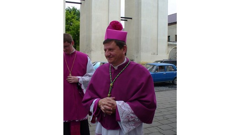 Папа призначив Апостольським Адміністратором Києво-Житомирської дієцезії єпископа Віталія Скомаровського - фото 1