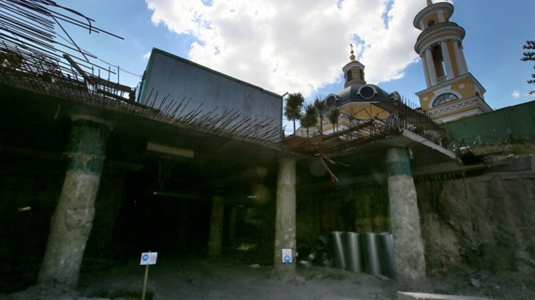 Під фундаментом церкви Різдва Христового на Поштовій може бути давній храм - фото 1