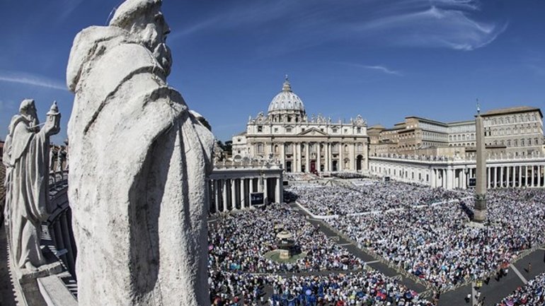 Делегації з понад 20-ти країн світу взяли участь в урочистостях з нагоди канонізації Матері Терези - фото 1