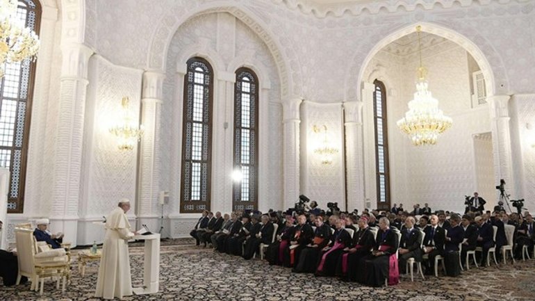 Папа відвідав мечеть у Баку та зустрівся з Главою Ради мусульман Кавказу - фото 1