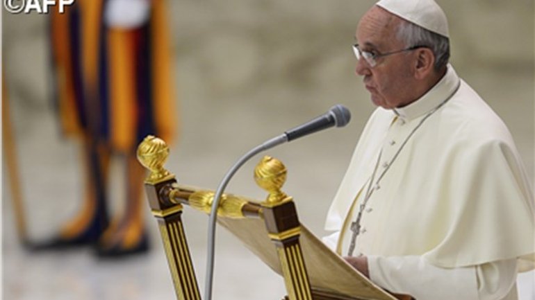 Папа закликав світ боротися з корупцією - фото 1
