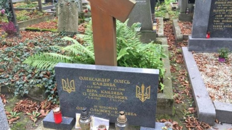 Oleksandr Oles to be reburied on Famous Ukrainians Walk - фото 1