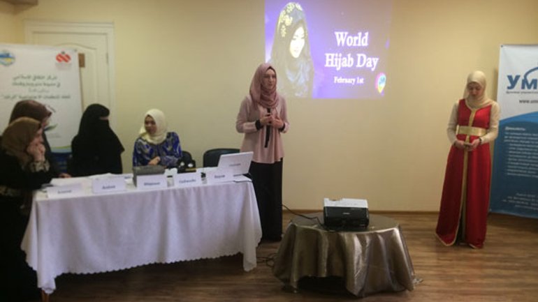 В Днепре устроили мастер-класс по ношению хиджаба - фото 1