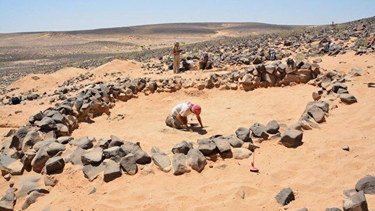 Сотні стародавніх пірамід виявлено у йорданській пустелі - фото 1