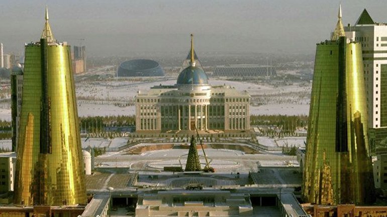 У Казахстані хочуть ввести штраф за образу почуттів атеїстів - фото 1