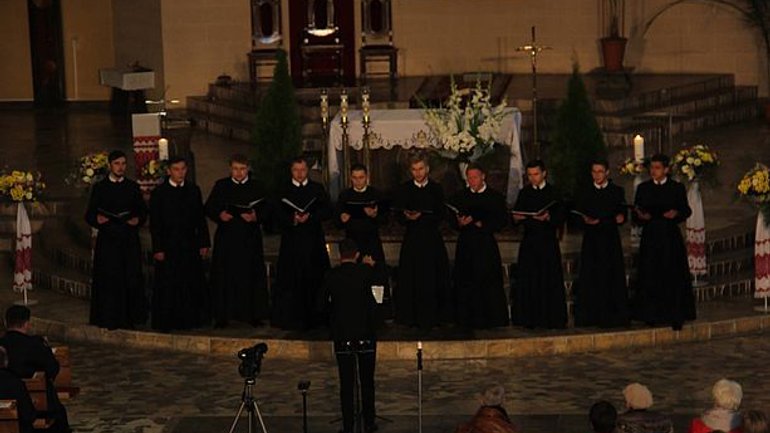 13 колективів з України, Польщі та Литви взяли участь у XVII фестивалі церковної музики у Гіжицьку - фото 1