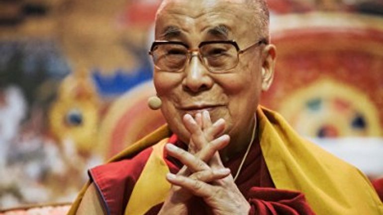 Далай-лама запустил приложение для iPhone, чтобы буддисты могли следить за его деятельностью - фото 1