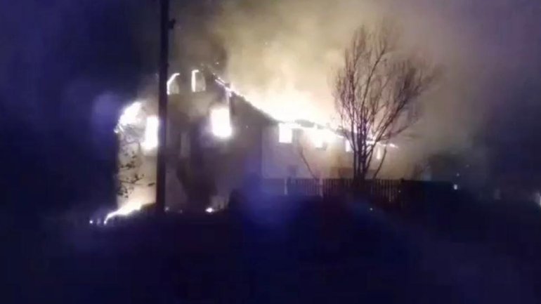 На Волыни сгорело здание баптистской воскресной школы - фото 1