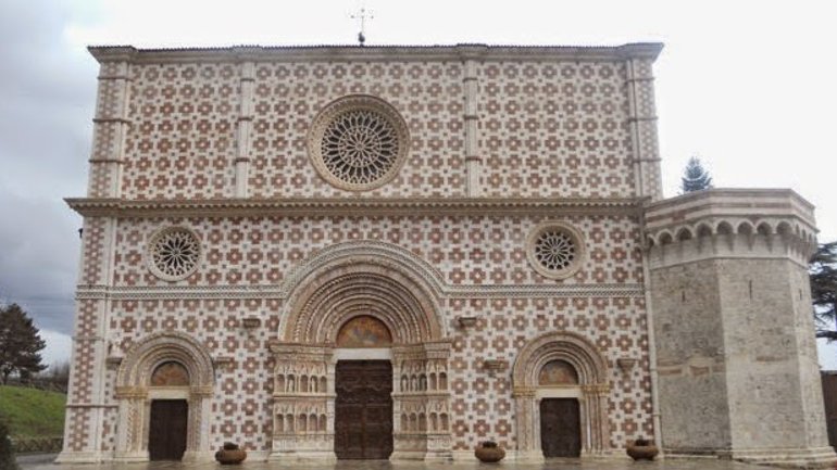 Після 8-річної реставрації відкрилася середньовічна базиліка, яка постраждала від землетрусу в Італії - фото 1