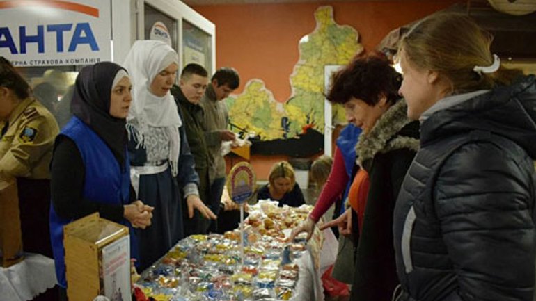 Мусульманки Одеси зібрали 10 000 грн на медапарат для онкохворих дітей - фото 1