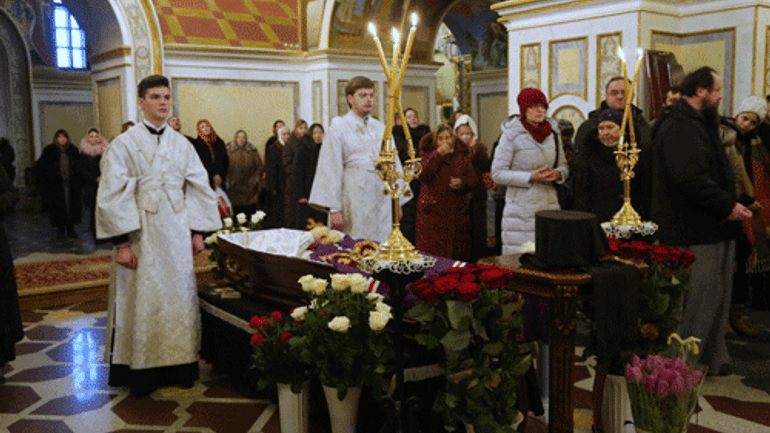 Архиєпископа УПЦ (МП) Іларія поховали на території Києво-Печерської лаври - фото 1