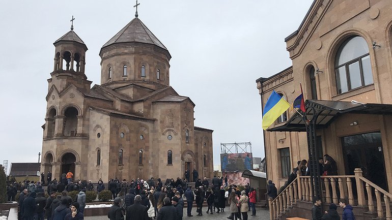 У Дніпрі освятили найбільший у Східній Європі храм Вірменської Апостольської церкви - фото 1