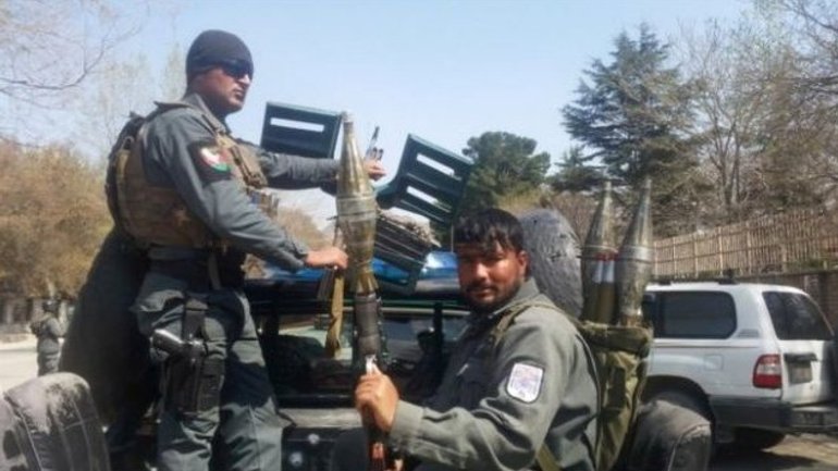 В Кабуле возле храма подорвался смертник, 26 погибших - фото 1