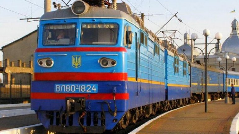 На Великдень «Укрзалізниця» призначила 9 додаткових поїздів - фото 1