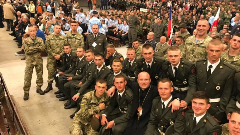 Цьогорічна проща до Люрду зібрала рекордну кількість військових паломників з України - фото 1