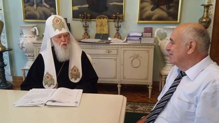 Патріарх Філарет стане Почесним доктором Чернівецького національного університету - фото 1