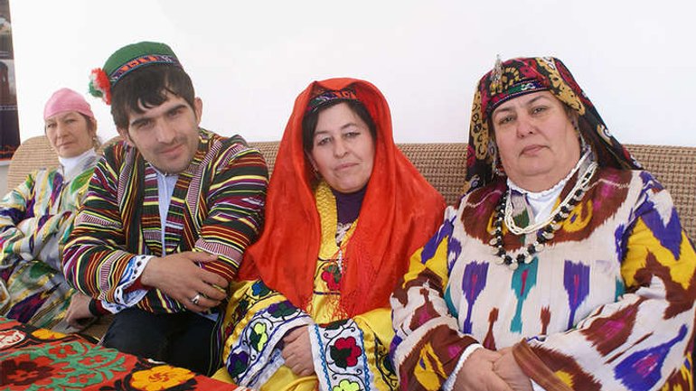 В Туркменистане запретили многоженство - фото 1