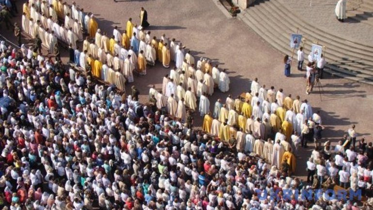 На прощу до Зарваниці очікують до 100 тисяч паломників з усього світу - фото 1