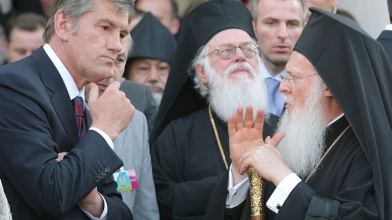 Ющенко поможет создавать Поместную Православную Церковь - фото 1