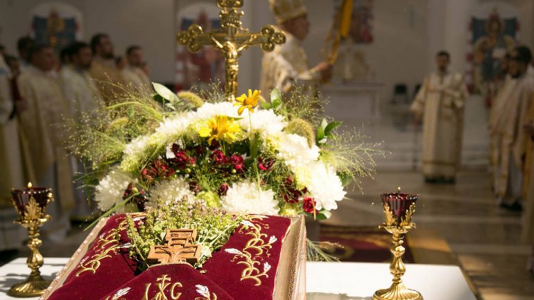 UGCC faithful celebrate 1,030th anniversary of Baptism of Rus-Ukraine by renewed vows and liturgies - фото 1