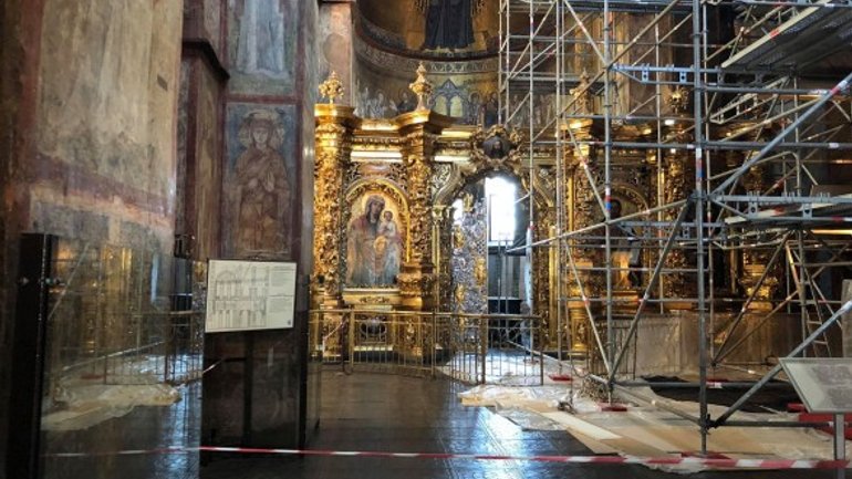 Під час реставрації "Софії Київської" виявлено сенсаційні знахідки - фото 1