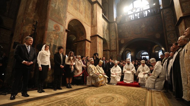 Президент Порошенко закликав православні Церкви світу визнати ПЦУ - фото 1