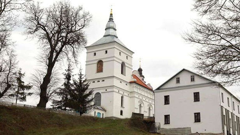 На Тернопільщині суд наклав арешт на монастир УПЦ МП - фото 1