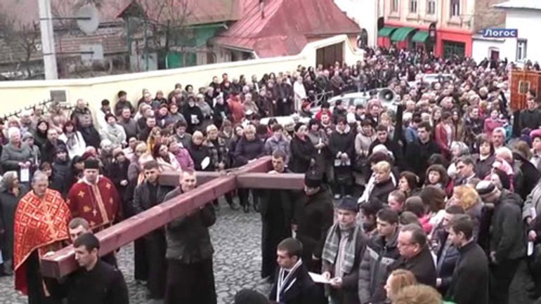Через вибори в Ужгороді перенесли традиційну Хресну ходу - фото 1