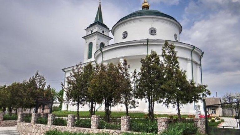 На Київщині блискавка влучила у храм УПЦ МП - фото 1