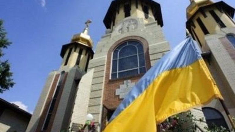 Україна має справу не з РПЦ, а із зовнішньою розвідкою Росії, - Єленський - фото 1