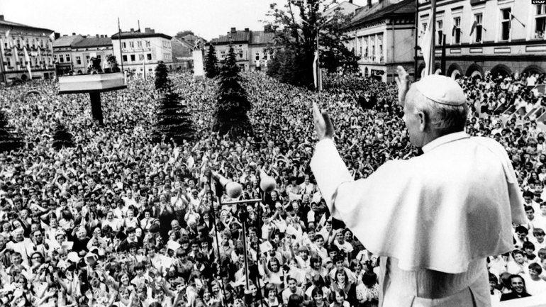 Папа Іван Павло II прагнув свободи для людей, а не повалення комунізму – історик-ватиканіст - фото 1
