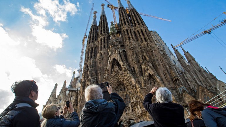 Через протести у Барселоні закрили храм Саграда Фамілія - фото 1