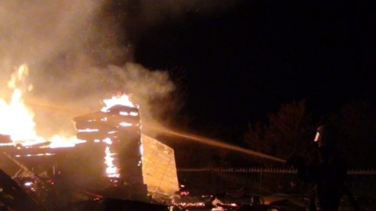 В Днепропетровской области горел храм УПЦ МП - фото 1