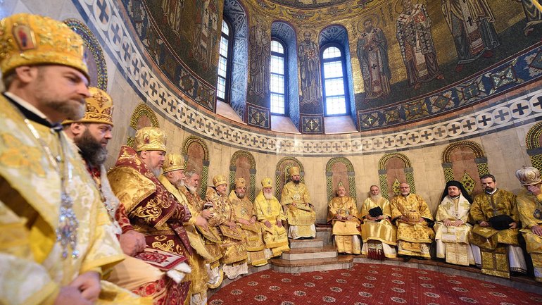 Archbishop Daniel Participates in the Divine Liturgy in Kyiv, marking the First Anniversary of the Unification Council of the OCU - фото 1