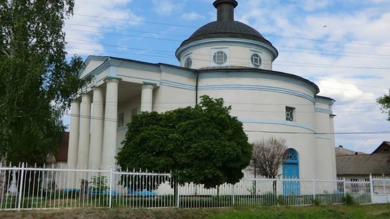 Унікальна кругла церква збереглась у селі під Харковом - фото 1