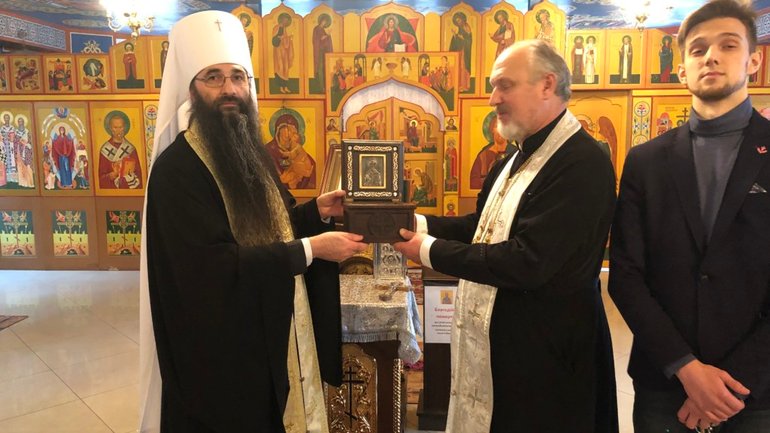 Викрадені мощі св. Миколая повернули до храму УПЦ МП у Вінниці - фото 1