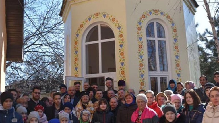 У прифронтовій Мар'їнці відкрили першу церкву ПЦУ в українському стилі - фото 1