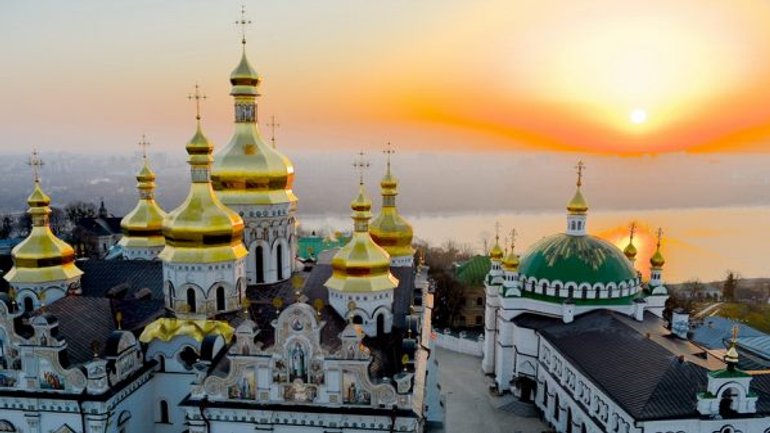 Monks of Kyiv-Pechersk Lavra found to show symptoms of a viral infection - фото 1