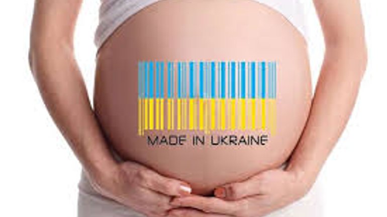 Заборонити сурогатне материнство та міжнародну торгівлю дітьми вимагають від влади України єпископи УГКЦ та РКЦ - фото 1