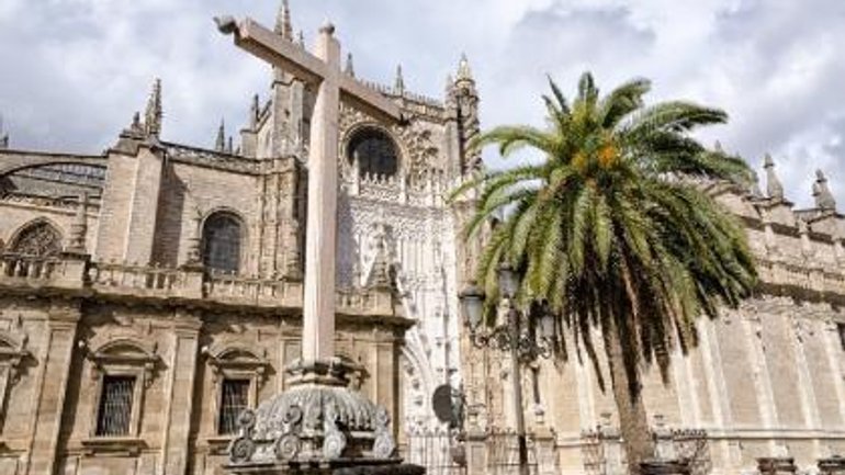 В Іспанії миряни знову можуть брати участь у богослужіннях у церквах - фото 1