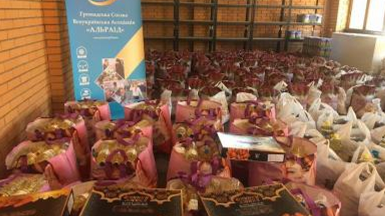 Мусульмани роздали 5000 продуктових наборів потребуючим українцям - фото 1