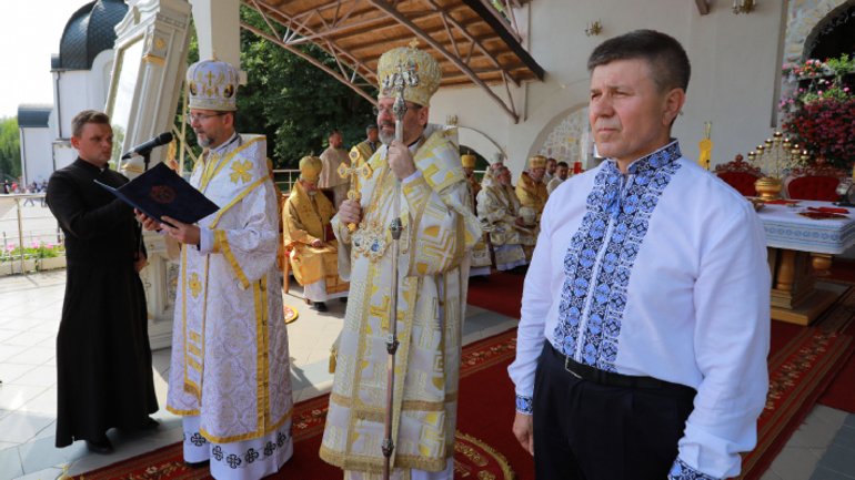 Патріарх Святослав нагородив Івана Васюника найвищою нагородою УГКЦ - фото 1