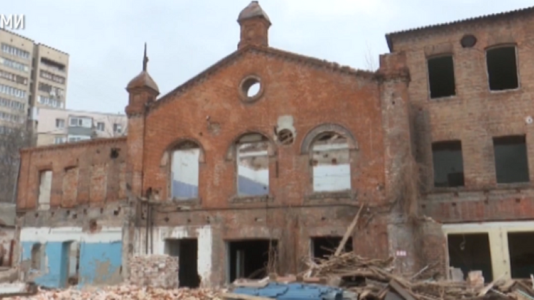 У Сумах забудовник знищив храм, де у 1920-х роках діяла парафія УАПЦ, а до того РКЦ - фото 1