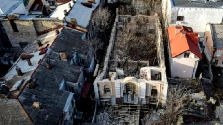 В Одессе без документов сносят старинную синагогу - фото 1