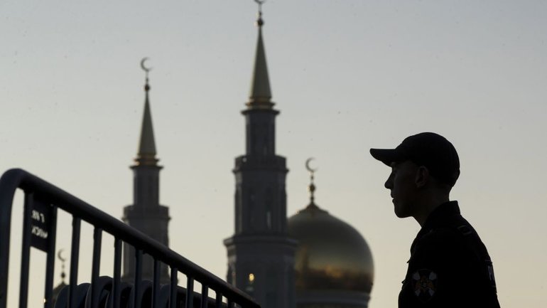 Зеленский поздравил мусульман Украины с началом Рамадана - фото 1