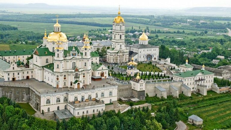 Почаевскую лавру и монастыри Чернигова также могут забрать у УПЦ МП, – Ткаченко - фото 1