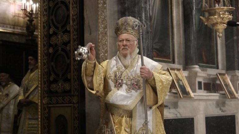 In Istanbul, Ecumenical Patriarch holds a service in Ukrainian - фото 1