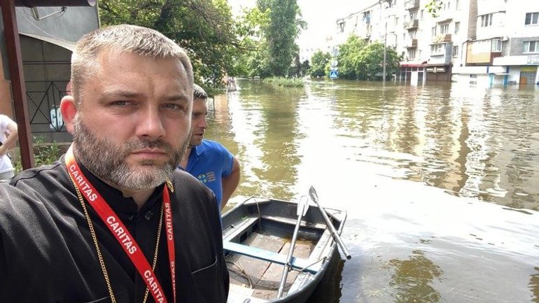 Director of "Caritas-Kryvyi Rih" talked about assistance to the victims of the explosion at Kakhovka Hydroelectric Power Station - фото 1